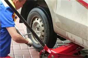 驻马店附近拖车24小时服务热线电话